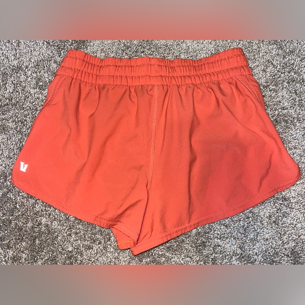 Vuori Clementine Shorts Grapefruit Size XS - Picture 7 of 11